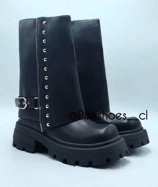 Shark tachas Black